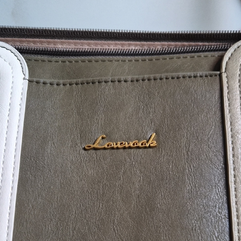 Lovevook 17 Inch Laptop Tote - Picture 2 of 11